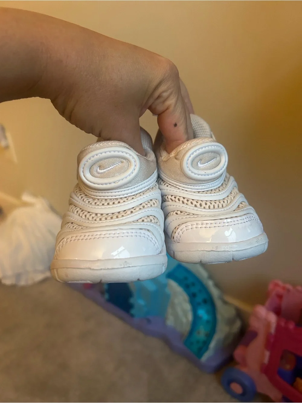 Nike kids casual minimally